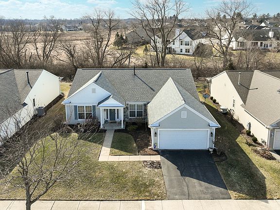 5th image of 13776 Fieldstone Dr