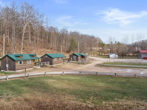 250 Four Mile Rd, Rush, KY 41168