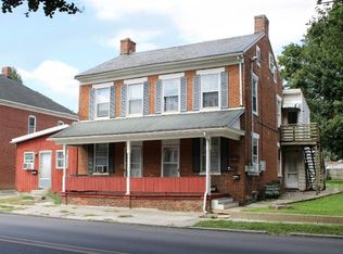 648 Broadway APT E, Hanover, PA 17331