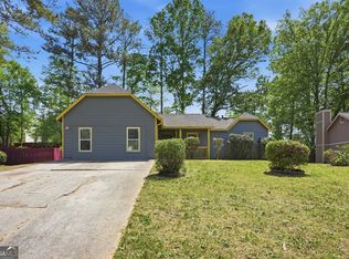 5420 Forest Downs Cir, College Park, GA 30349