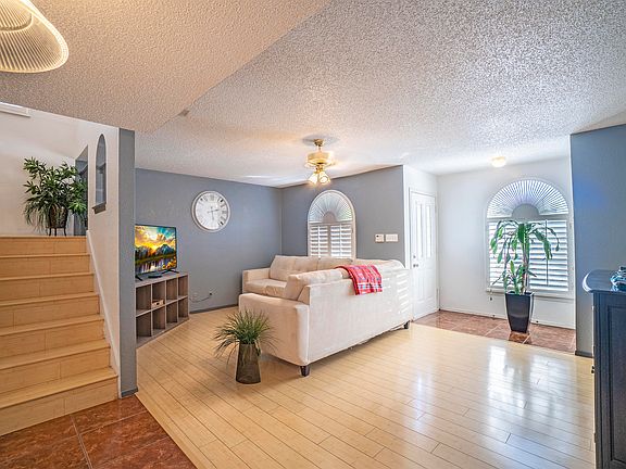 3rd image of 12125 Tower Hill Dr