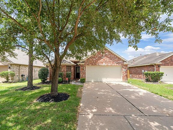 3rd image of 16510 Mesa Point Dr