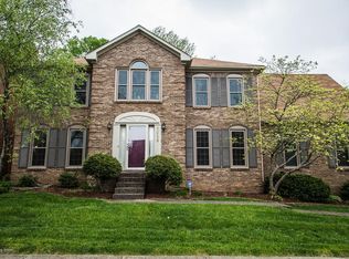 3010 Bradford Grove Ln, Louisville, KY 40220