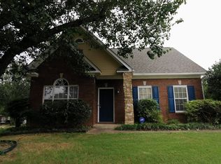 2460 Mountain Dr, Birmingham, AL 35226