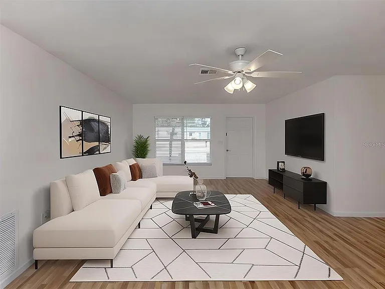 1215 Mango Ave — Photo 8