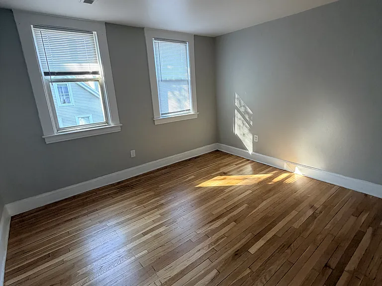 8 Arch St #3-0 — Photo 6