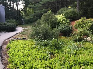 42 Brookside Dr, Stratham, NH 03885