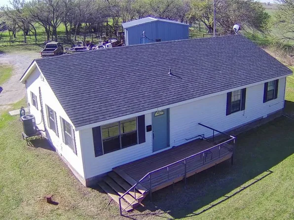 27061 S State Hwy #19, Cyril, OK 73029