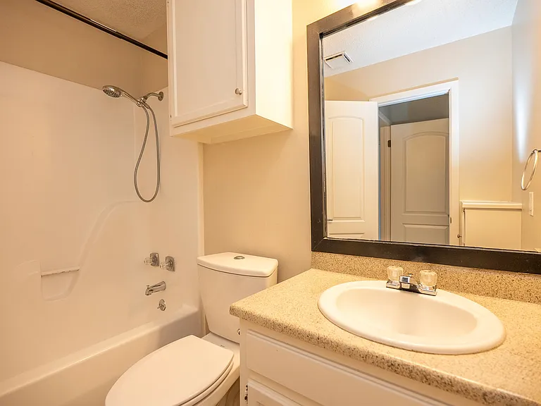 4547 Bermuda Dr — Photo 17