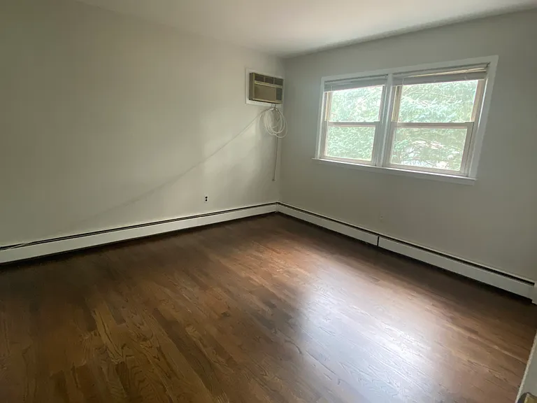 120 Liberty St #2 — Photo 5