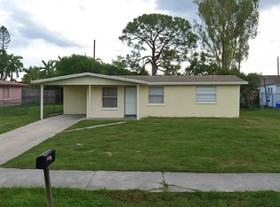 2995 Meadow Ave, Fort Myers, FL 33901