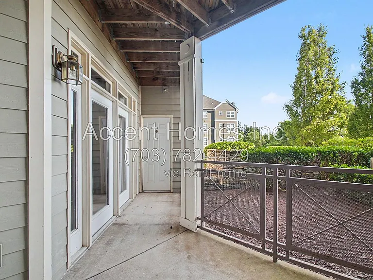 1641 Ladue Ct #102 — Photo 24