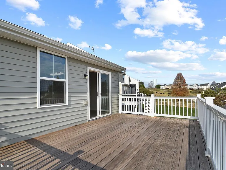 2041 Crepe Myrtle Ln — Photo 22