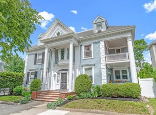 64 Nahant St #2, Lynn, MA 01902