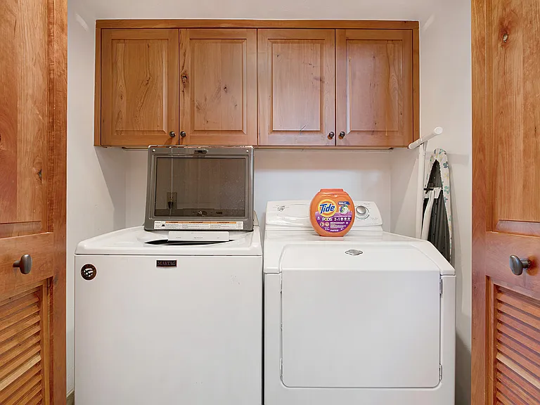Laundry Room Cabinet
