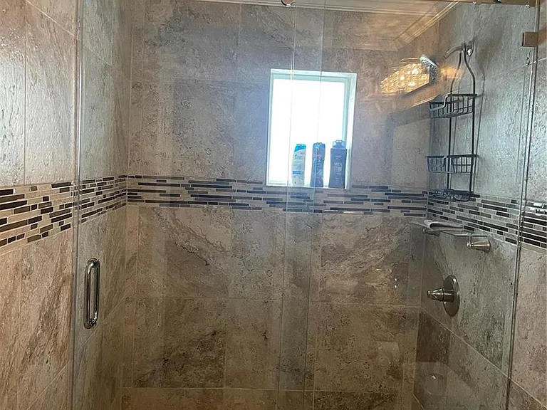4242 SW 49th Ct — Photo 3
