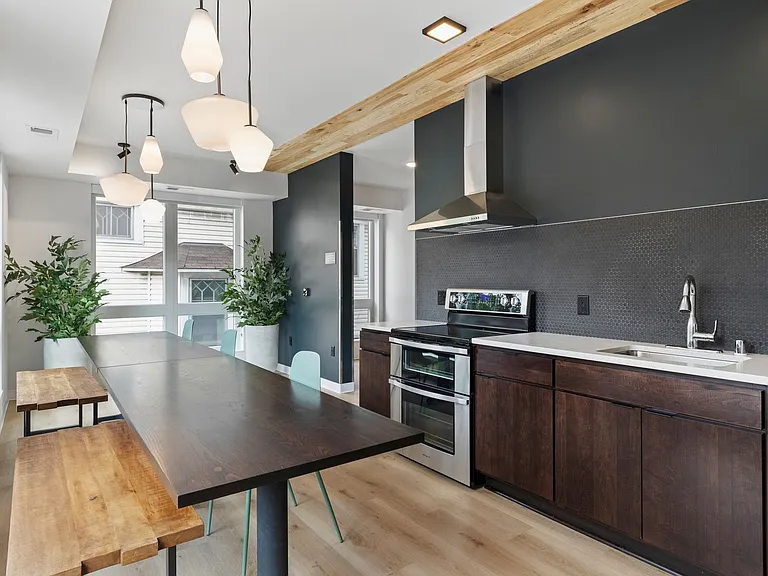Trademark Apartments — Photo 35