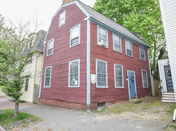 39 Federal St, Newburyport, MA 01950