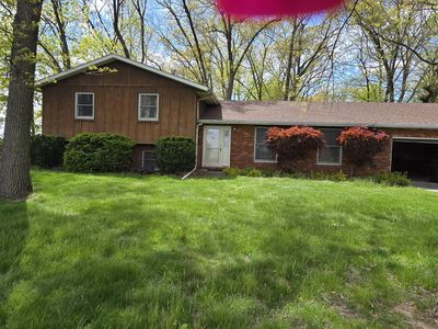 824 S 500 E, Kouts, IN, 46347