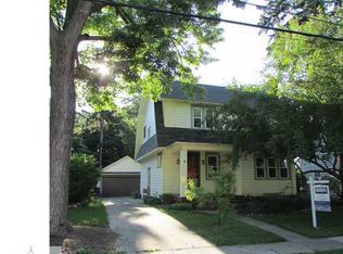 916 E Sunset Ln, East Lansing, MI 48823