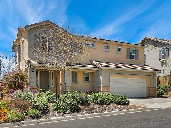 2nd image of 806 Kelley Way