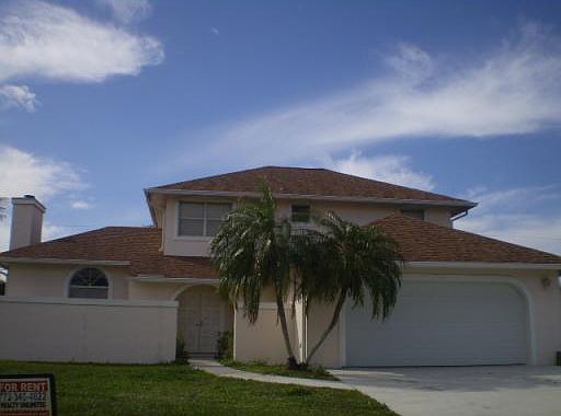1st image of 2398 SE Floresta Dr