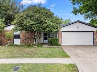 201 Nettletree St, Arlington, TX 76018