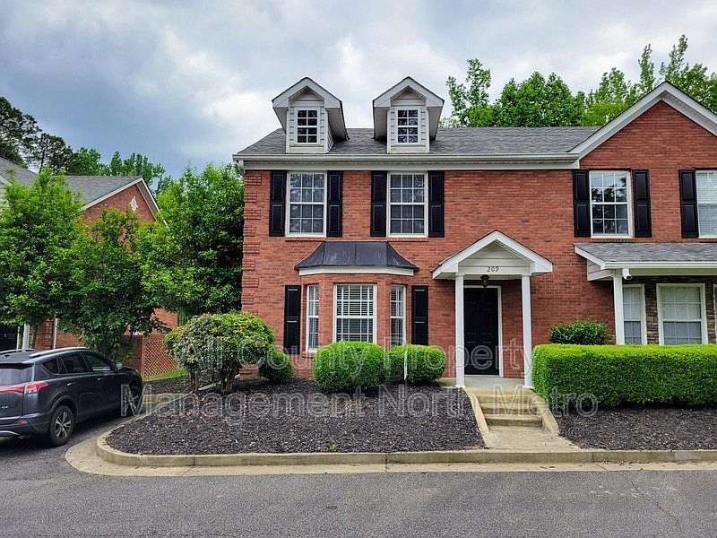 1st image of 209 Morris Ln