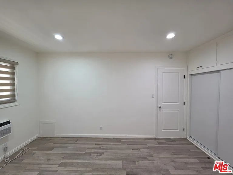 1224 N Fairfax Ave #7 — Photo 22