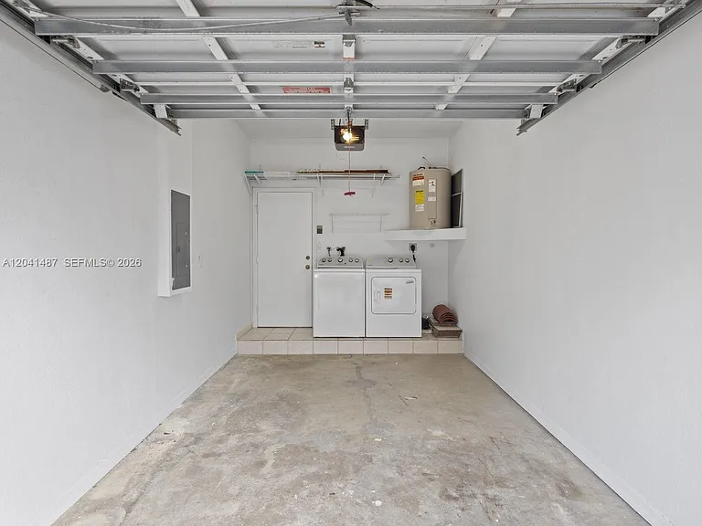 10966 NW 43rd Ter #10966 — Photo 21