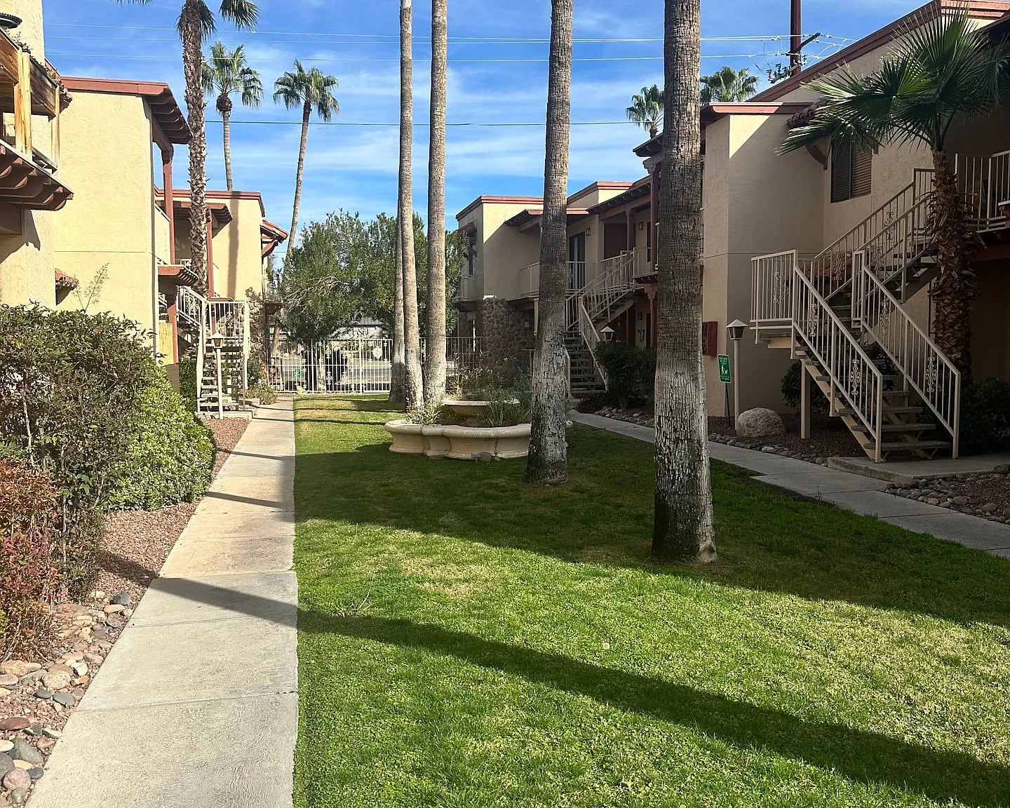 CountryClub3357-26 — Photo 2