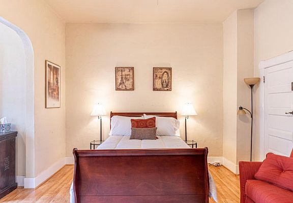 5th image of 540 W 2nd St #1