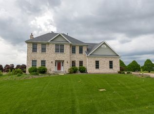 4535 Wayside Ct, Oswego, IL 60543