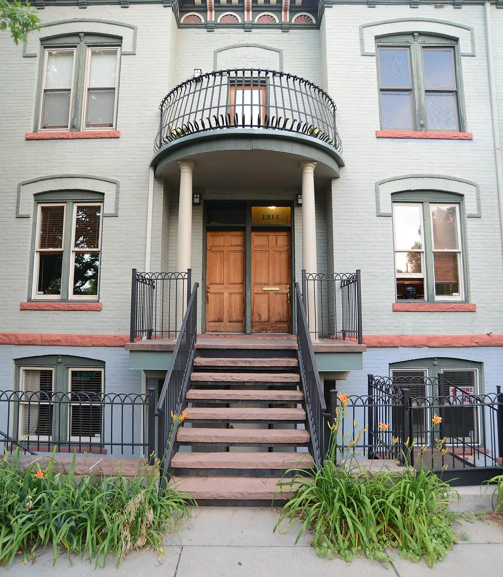 1 bed, 982 sqft, $2,200 — Photo 3