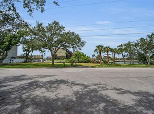 56 Sandpiper Rd, Tampa, FL 33609