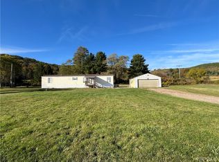 5746 Humphrey Rd, Great valley, NY 14741