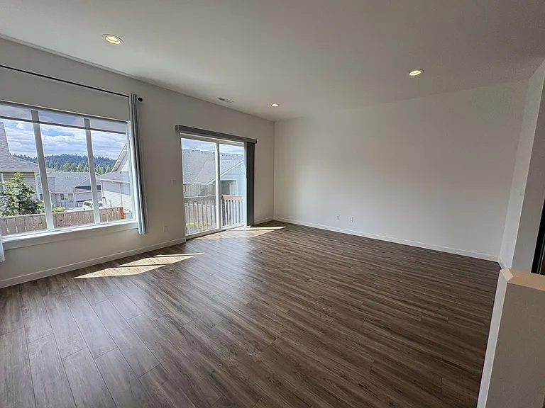 6157 Blue River Dr SE — Photo 7