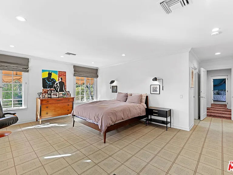 1118 San Ysidro Dr — Photo 21