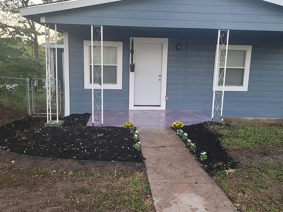 1st image of 203 Anderson Ave