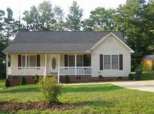 777 Raintree Ct, Randleman, NC 27317