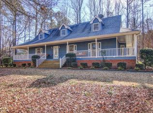 225 Riverridge Trl, Oxford, GA 30054