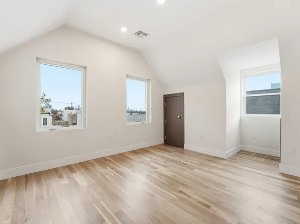 25 Lembeck Avenue image 21 of 26