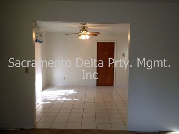 4th image of 626 Main Ave