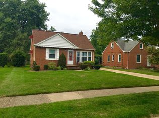 5461 Summit Rd, Lyndhurst, OH 44124
