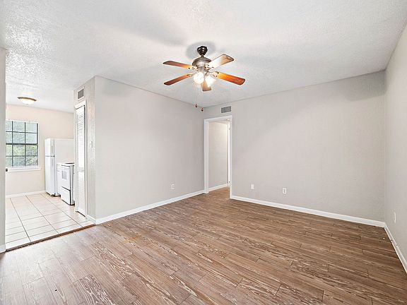 2nd image of 1927 Avenue M 1/2 APT 6