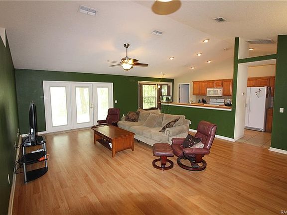 3rd image of 2452 W Dellwood St