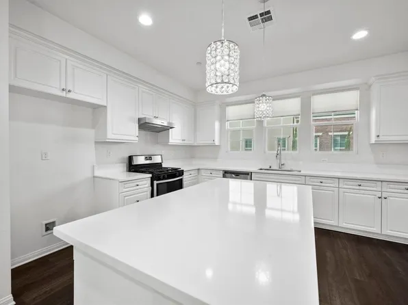 8887 Orangethorpe Ave, Buena Park, CA 90621