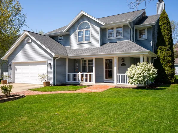 10341 South Ashley LANE, Oak Creek, WI 53154
