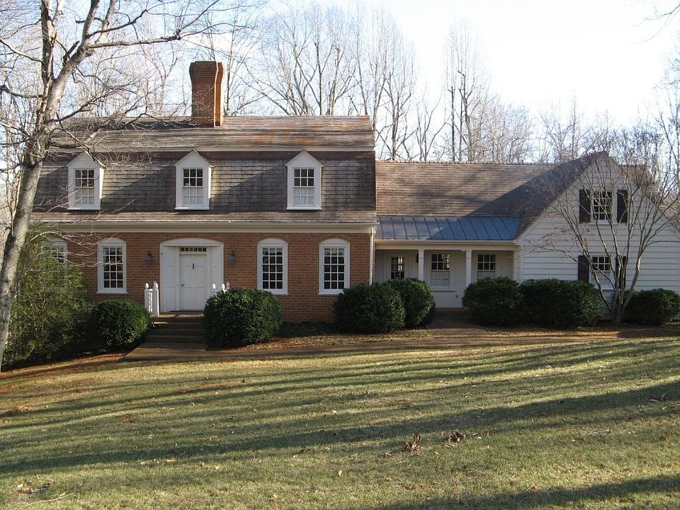 1st image of 3109 Downing Dr