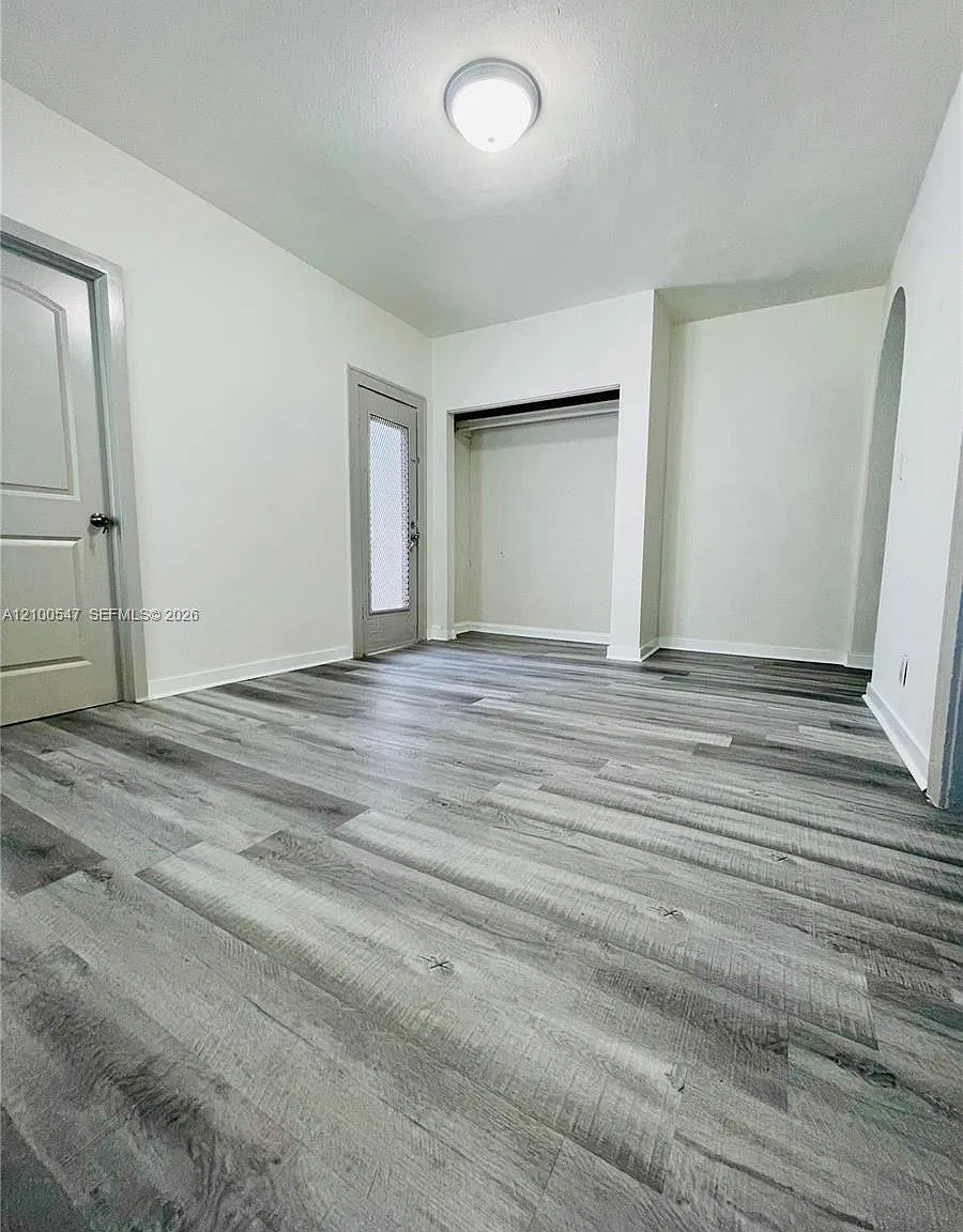 Lawrence Estate Land Cos — Photo 2